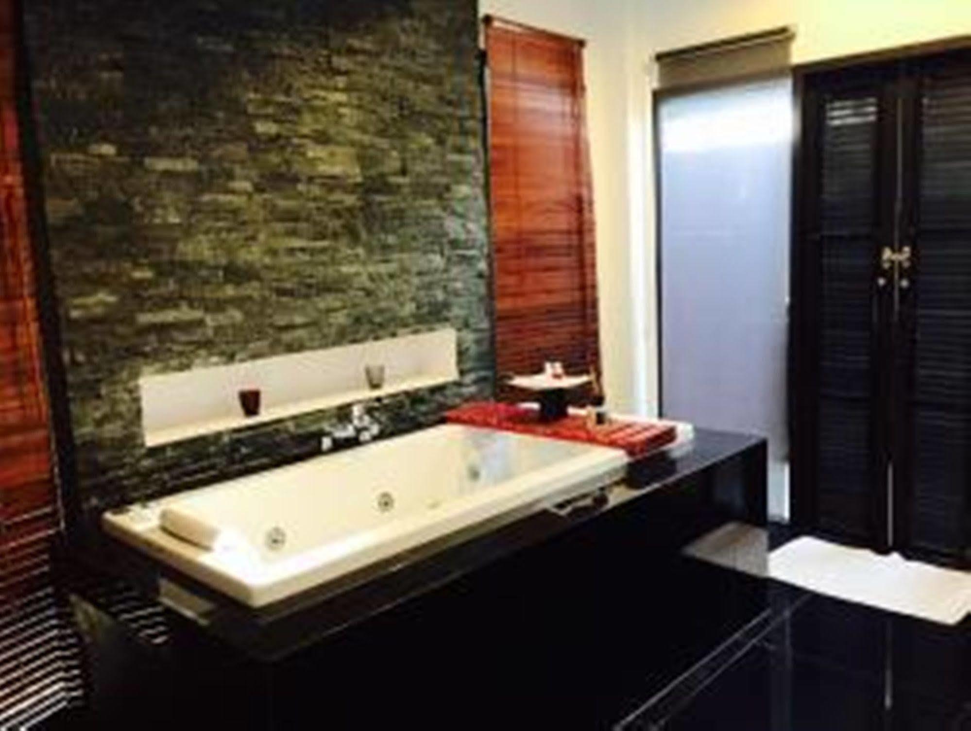 Ashcarya Boutique Resort Ban Bo  Luaran gambar